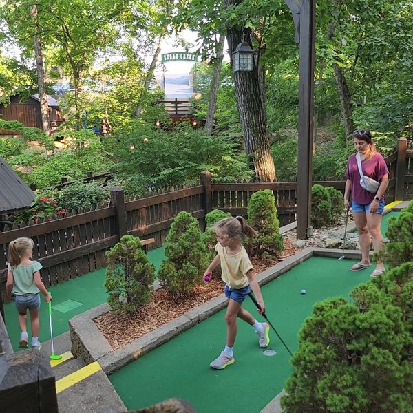 Sugar Creek Miniature Golf Inc photo 3