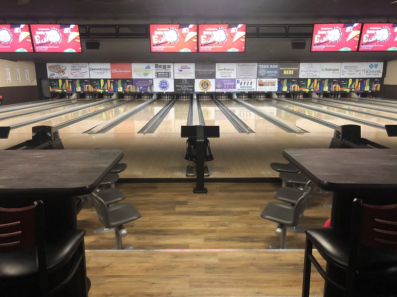 Holiday Lanes photo 3