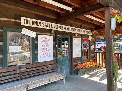 Salt & Pepper Shaker Museum photo 6