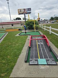 Pro Putt Miniature Golf photo 4