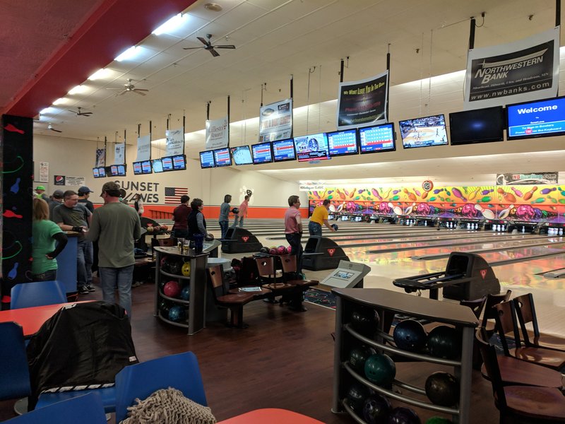 Sunset Lanes