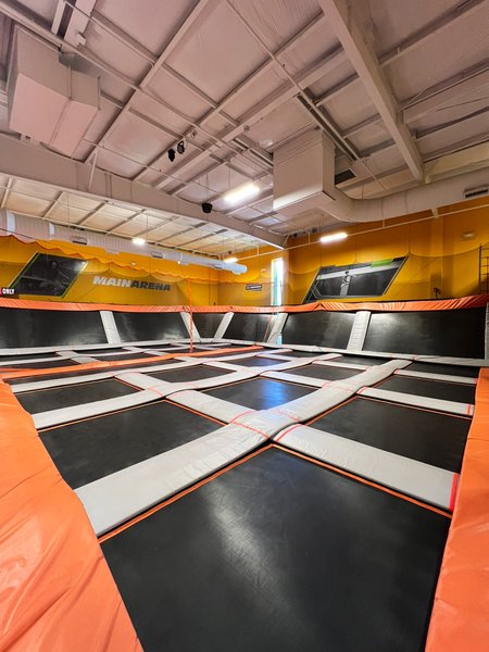 Apex Jumps Trampoline Park - Dublin, OH photo 3