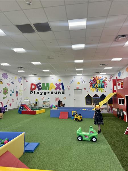 Demaxi Playground ( La plaza mall)