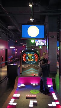 Puttshack - Atlanta - Dunwoody photo 2
