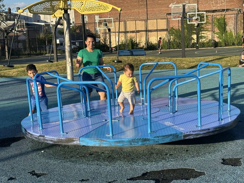 Green Acres Park Splash Pad photo 3
