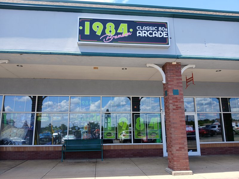 1984 Branson Arcade photo 6