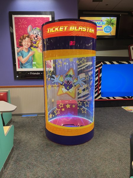Chuck E. Cheese photo 4