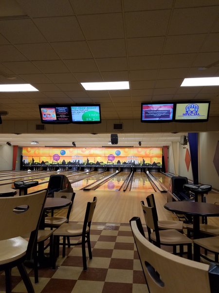 Cactus Lanes Bowling Center photo 3