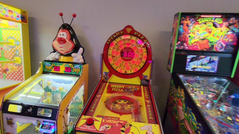 Grizzly Arcade photo 2