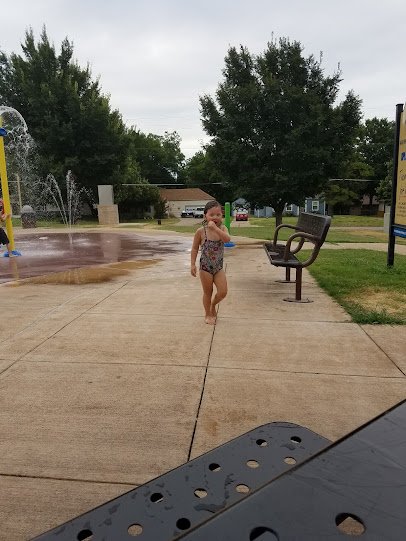 Splash Pad at War Memorial Park photo 4