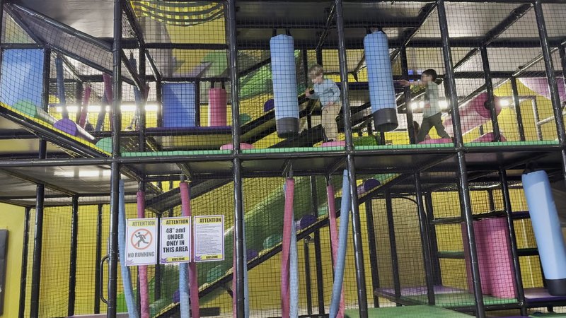 Max Air Trampoline Park photo 2