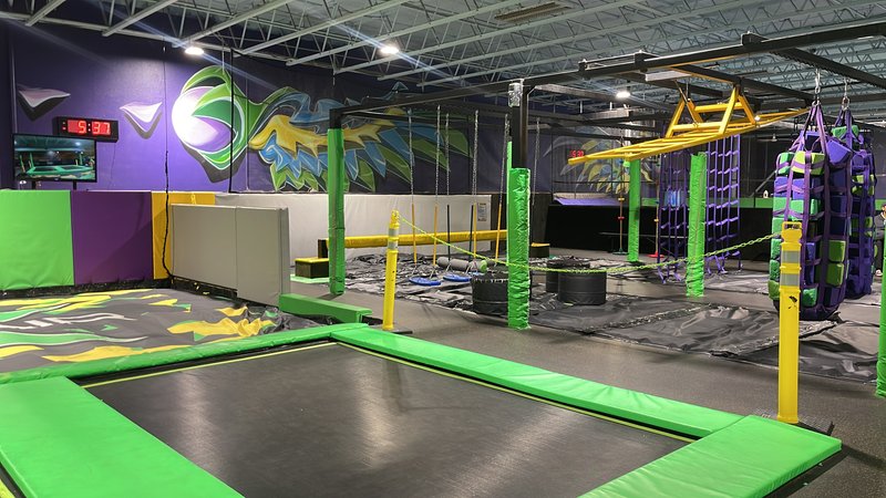Max Air Trampoline Park photo 3