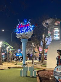 Shoot for the Stars Mini-Golf photo 4
