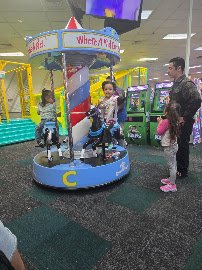 Chuck E. Cheese photo 5