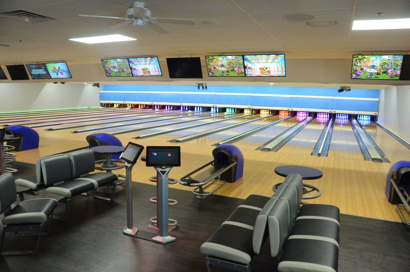 Foxx View Lanes photo 3