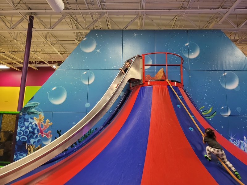 La-La Land - Fun Indoor Playground! photo 3