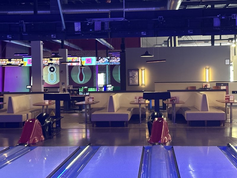 810 Billiards & Bowling - Vineland photo 3