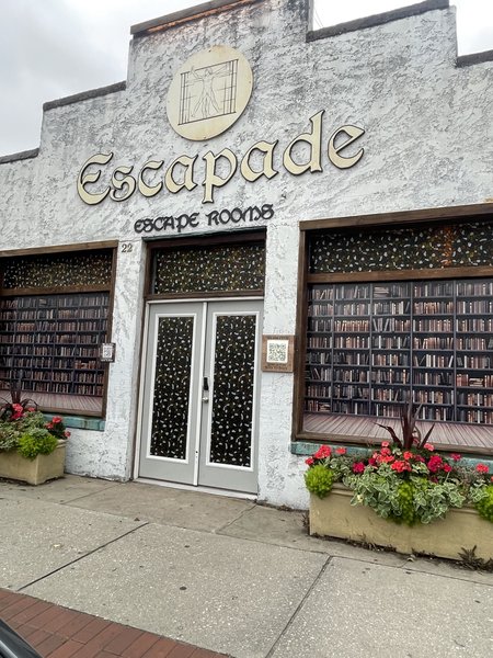 Escapade photo 2