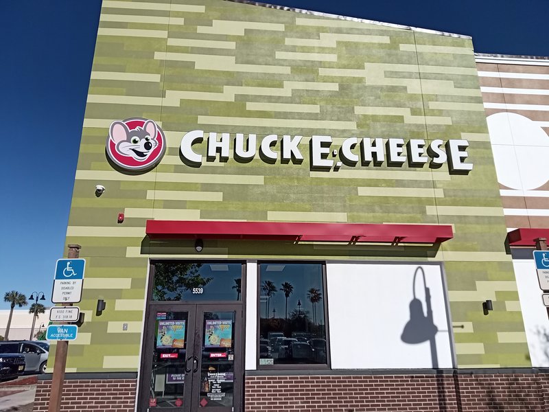 Chuck E. Cheese photo 5