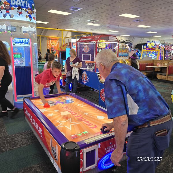 Chuck E. Cheese photo 6