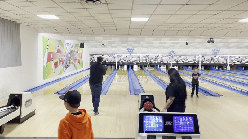 Striketown Bowl photo 2