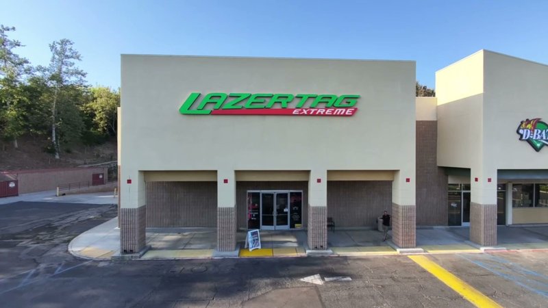 Lazertag Extreme – Arcade + 3-Story Laser Tag + Pixel Games, STEM Activities + Cafe with Craft Beers photo 2