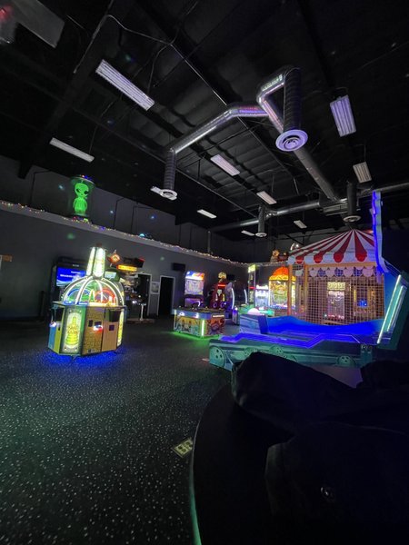 Lazertag Extreme – Arcade + 3-Story Laser Tag + Pixel Games, STEM Activities + Cafe with Craft Beers photo 5