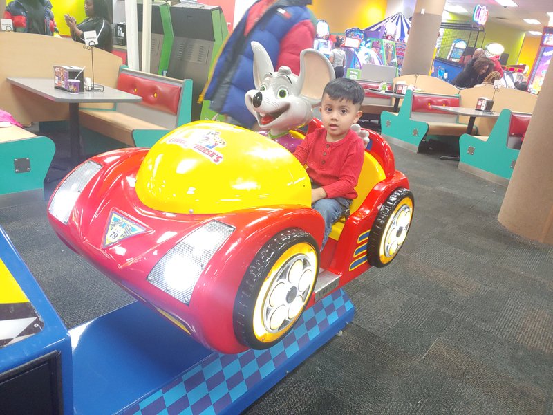 Chuck E. Cheese photo 5