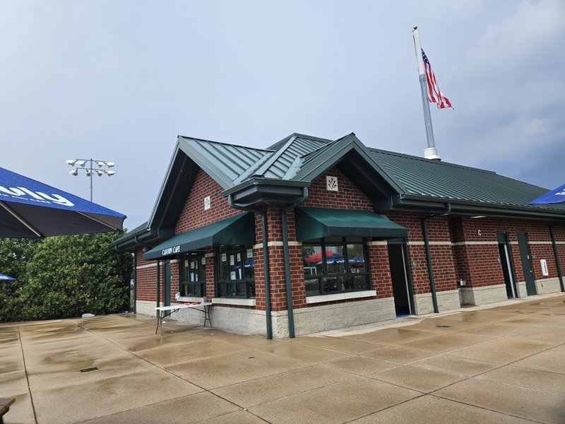 Tinley Park White Water Canyon Water Park photo 5