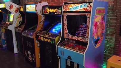 Neon Retro Arcade photo 2