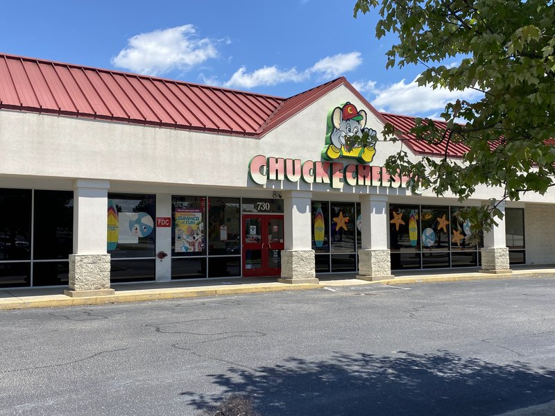 Chuck E. Cheese photo 3