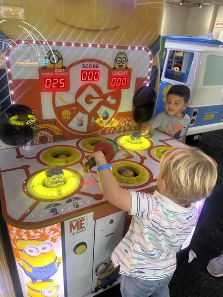 Chuck E. Cheese photo 5