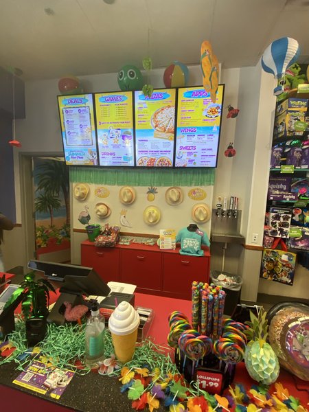 Chuck E. Cheese photo 6