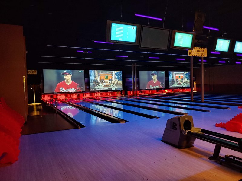 Stars and Strikes photo 3