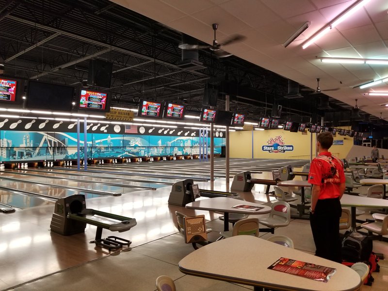 Stars and Strikes photo 4