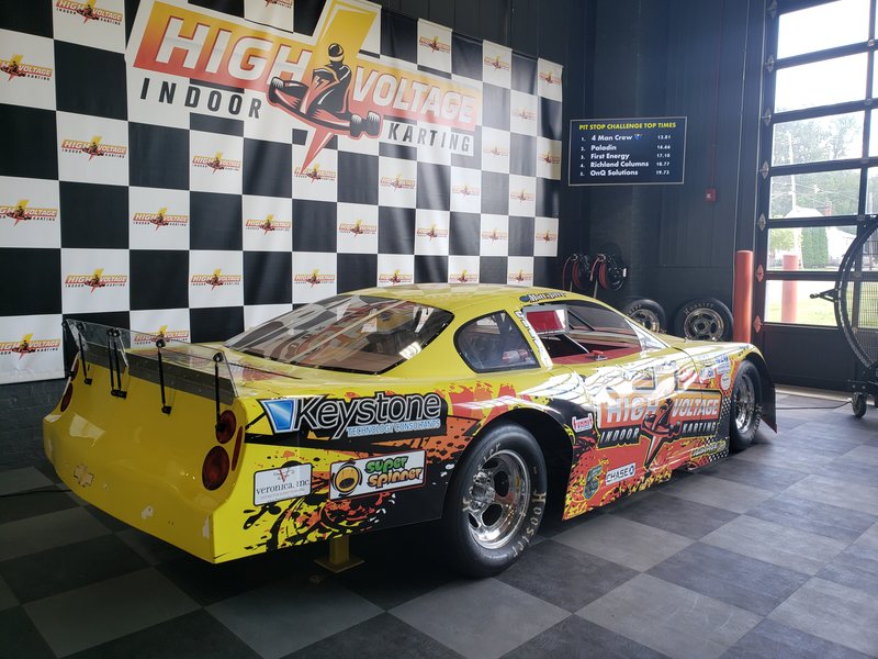 High Voltage Indoor Karting photo 4