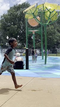 Rogers Park Splash Pad photo 2