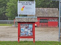 buffalo trace park petting zoo photo 2