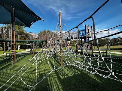 Park West Splash Pad photo 3