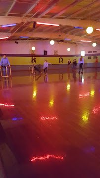 Robben's Roost Roller Skating photo 4