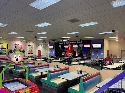 Chuck E. Cheese photo 3