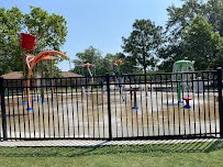 Splash Pad at Kiwanis Recreation Center photo 6