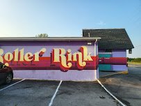 Mac's Roller Rink photo 3