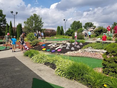 Boulder Falls Mini Golf And BatZone photo 4
