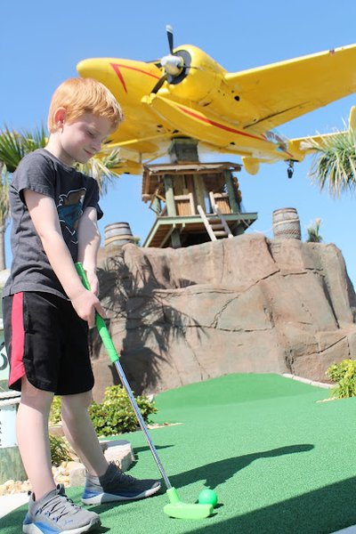 Mulligan’s Lagoon Pizza Pub & Putt
