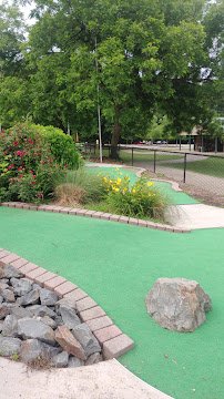 Dan Nicholas Miniature Golf photo 2