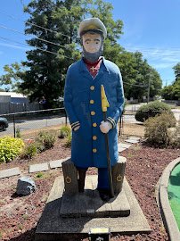 Putters Paradise Mini Golf & Ice Cream photo 3