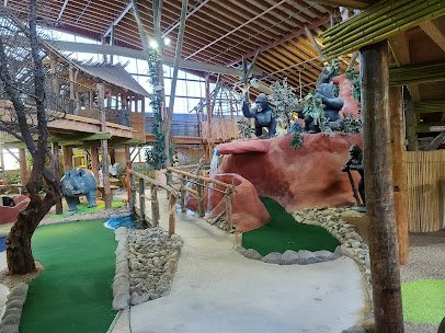 CARIBBEAN PIRATES MINI GOLF photo 2
