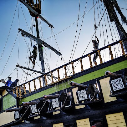 CARIBBEAN PIRATES MINI GOLF photo 4