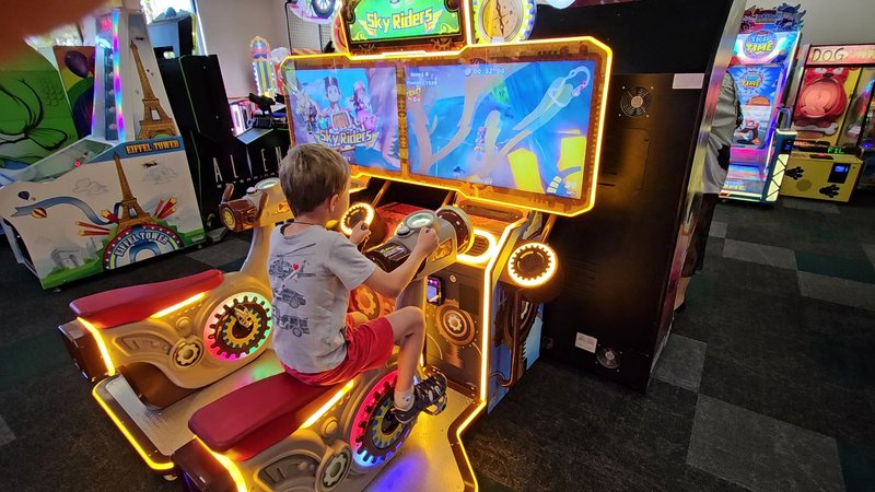 Chuck E. Cheese photo 2